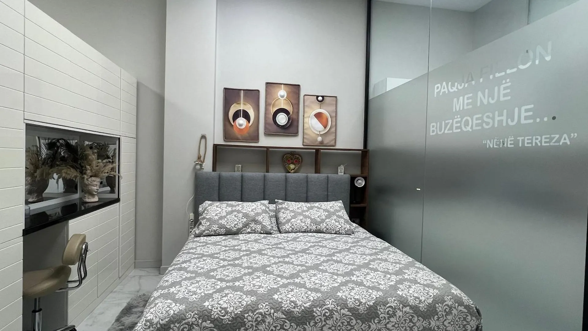 Apartament Smile 티라나